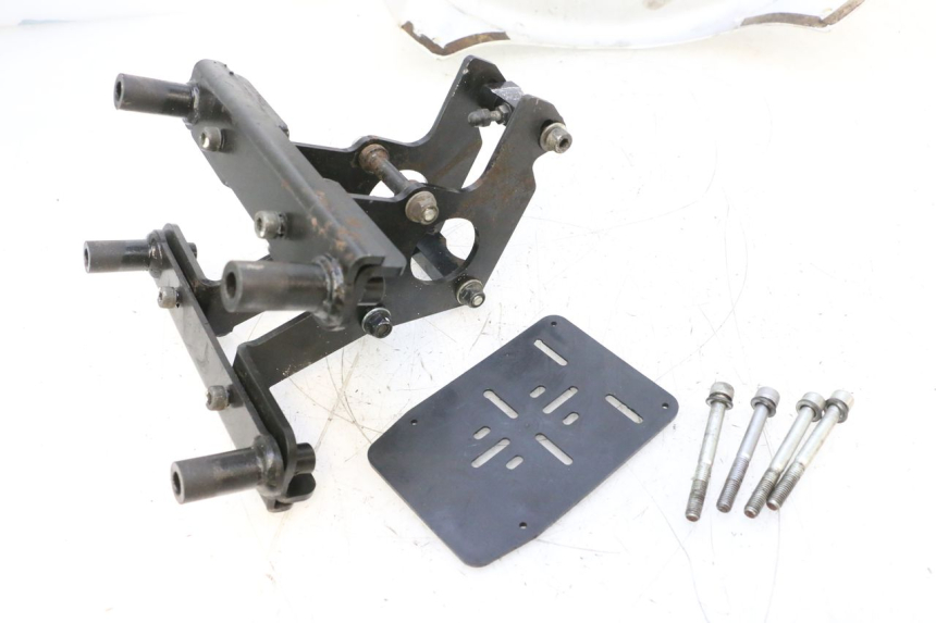 photo de SUPORTE DE BAGAGEM YAMAHA NEOS NEO'S 4T 50 (2008 - 2016) - Zoom do estado de desgaste