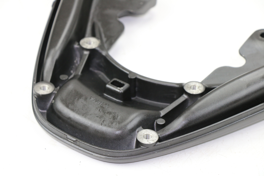 photo de SUPORTE DE BAGAGEM HONDA PCX (JF28) 125 (2009 - 2011) - Zoom do estado de desgaste