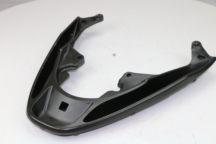 photo de SUPORTE DE BAGAGEM HONDA PCX (JF28) 125 (2009 - 2011) - Vista geral