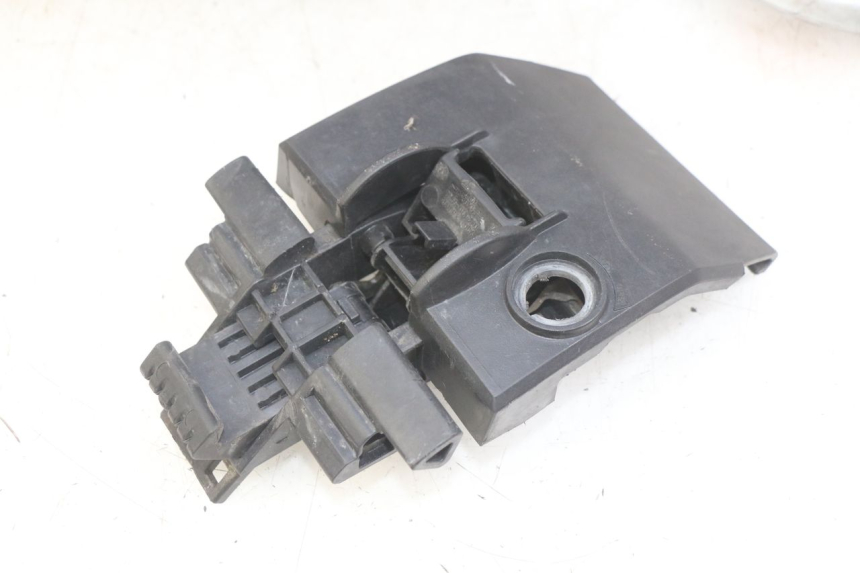 photo de SUPORTE DE BAGAGEM HONDA PES PS I 125 (2006 - 2012) - Detalhes característicos