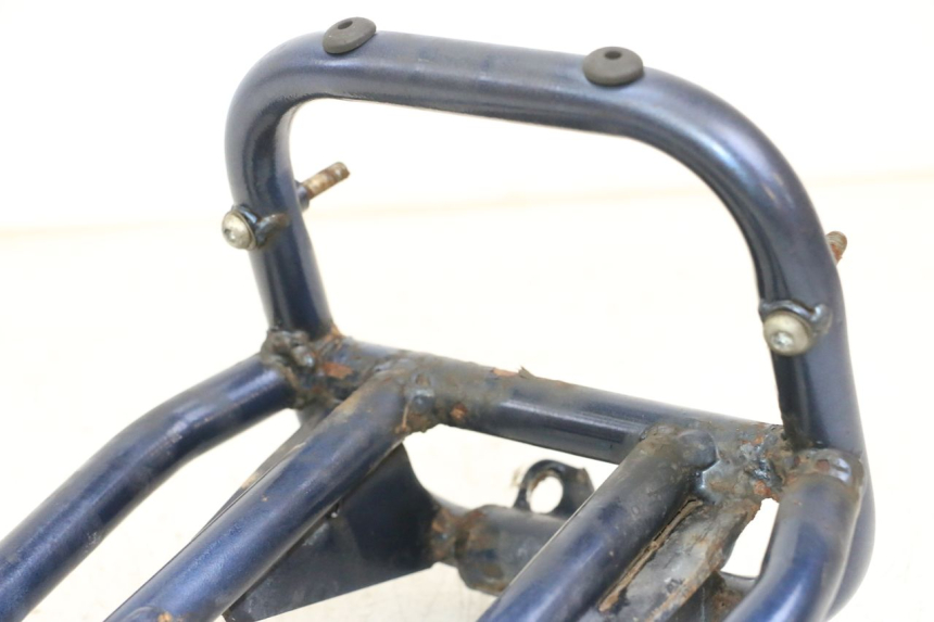 photo de SUPORTE DE BAGAGEM PIAGGIO VESPA LX 150 (2005 - 2013) - Detalhe da peça