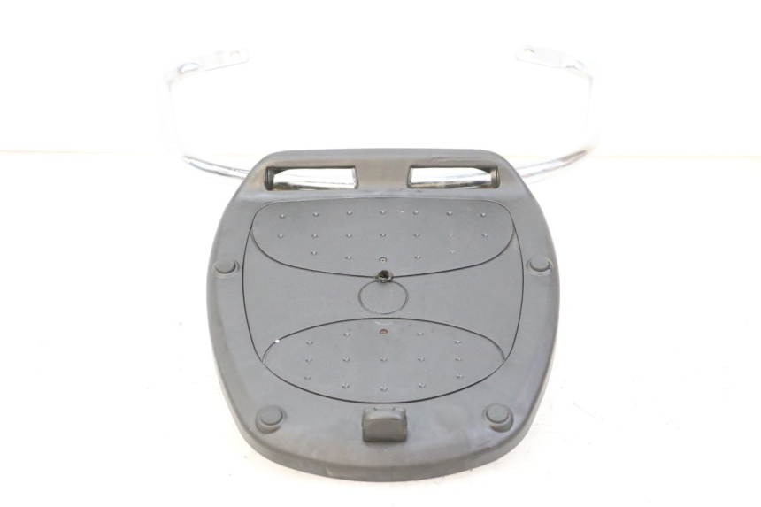 photo de SUPORTE DE BAGAGEM PIAGGIO VESPA LX 2T 50 (2005 - 2013) - Ampliação dos componentes