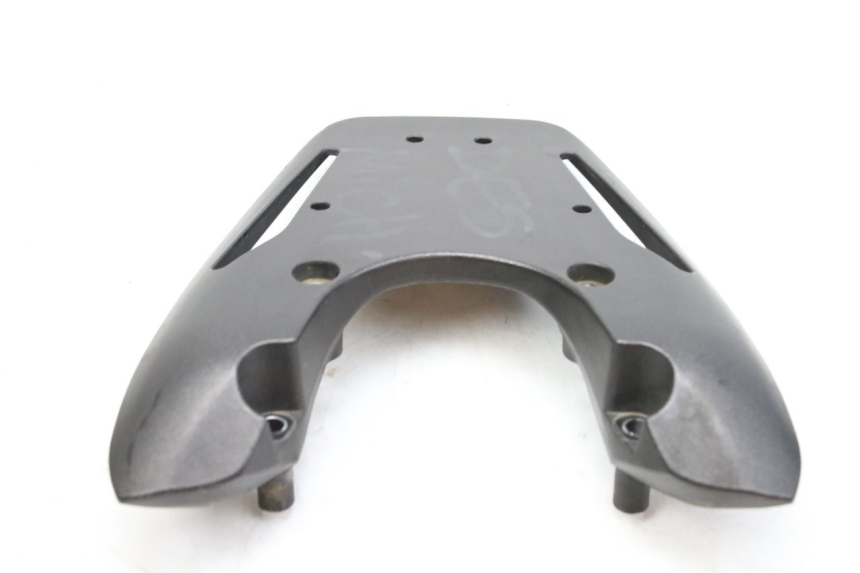 photo de SUPORTE DE BAGAGEM KEEWAY RY6 2T 50 (2011 - 2019) - Zoom do estado de desgaste