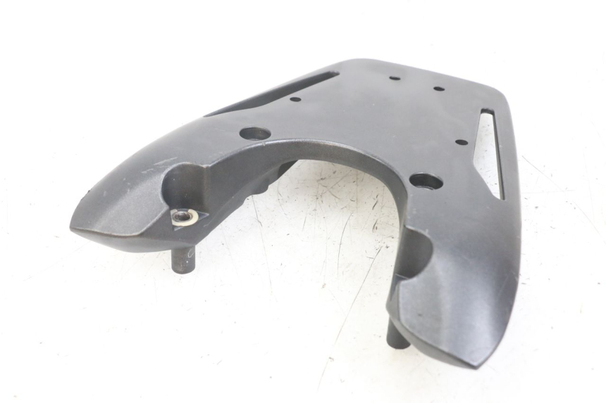 photo de SUPORTE DE BAGAGEM KEEWAY RY6 2T 50 (2011 - 2019) - Zoom do estado de desgaste
