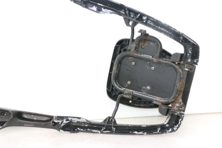 photo de SUPORTE DE BAGAGEM PEUGEOT SATELIS 125 (2006 - 2009) - Ângulo alternativo
