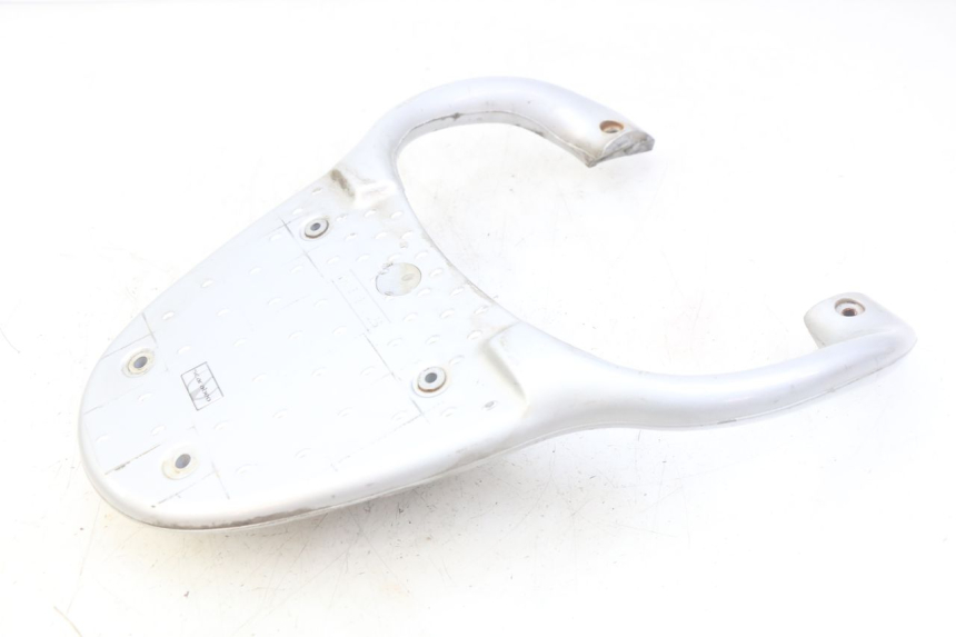 photo de SUPORTE DE BAGAGEM APRILIA SCARABEO 100 (2003 - 2012) - Pontos de fixação