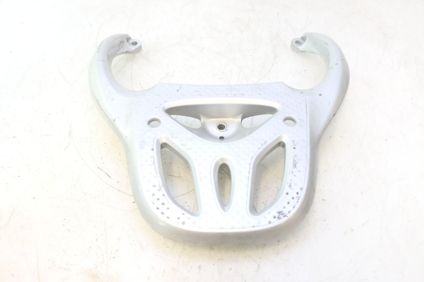 photo de SUPORTE DE BAGAGEM HONDA SH 125 (2001 - 2003) - Detalhe da peça