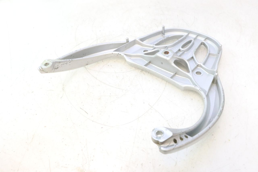 photo de SUPORTE DE BAGAGEM HONDA SH 125 (2001 - 2003) - Pontos de fixação