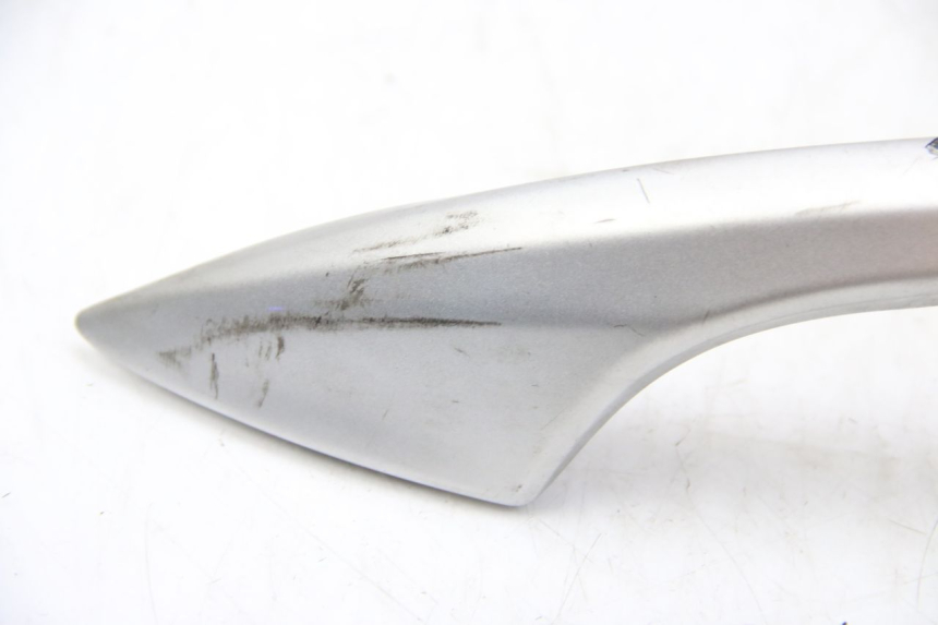 photo de SUPORTE DE BAGAGEM SUZUKI SIXTEEN 125 (2008 - 2010) - Zoom de qualidade