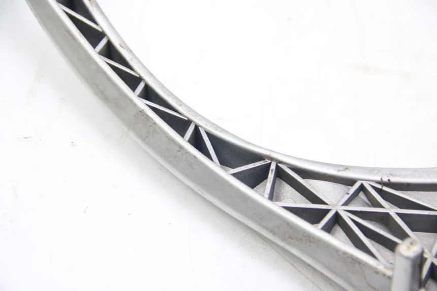 photo de SUPORTE DE BAGAGEM SUZUKI SIXTEEN 125 (2008 - 2010) - Ampliação técnica