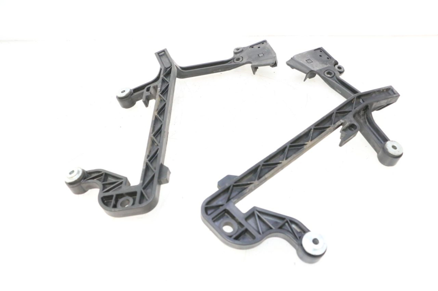photo de SUPORTE DE BAGAGEM HONDA ST PAN EUROPEAN 1100 (1990 - 2002) - Outro ângulo de visão