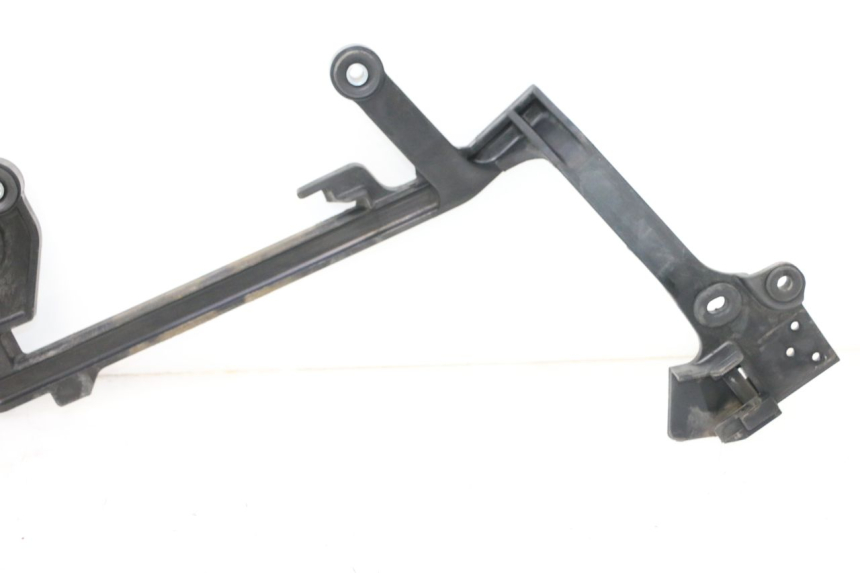 photo de SUPORTE DE BAGAGEM HONDA ST PAN EUROPEAN 1100 (1990 - 2002) - Ampliação técnica