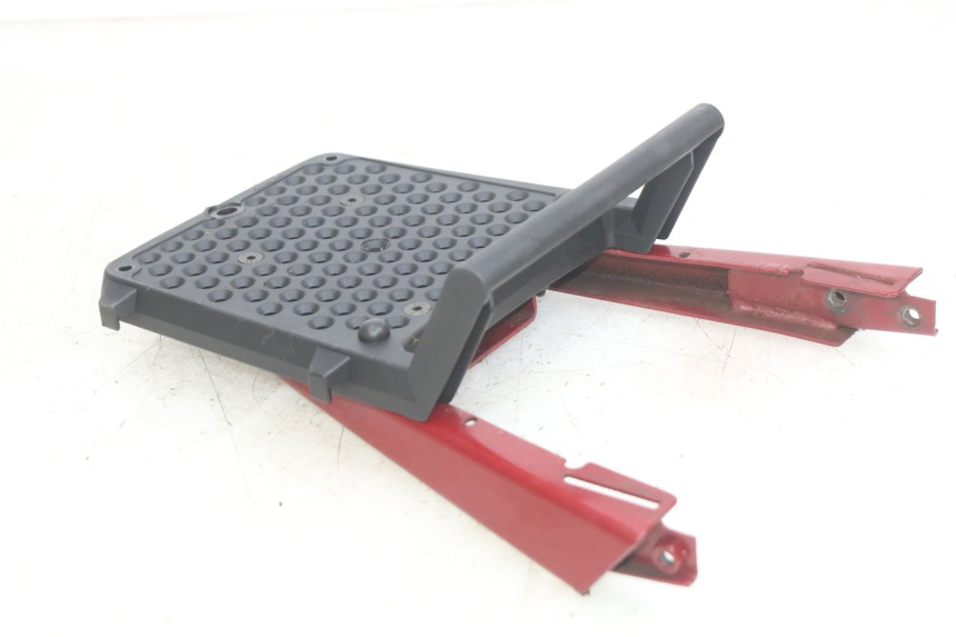 photo de SUPORTE DE BAGAGEM PEUGEOT SV 125 (1991 - 1994) - Zoom do estado de desgaste