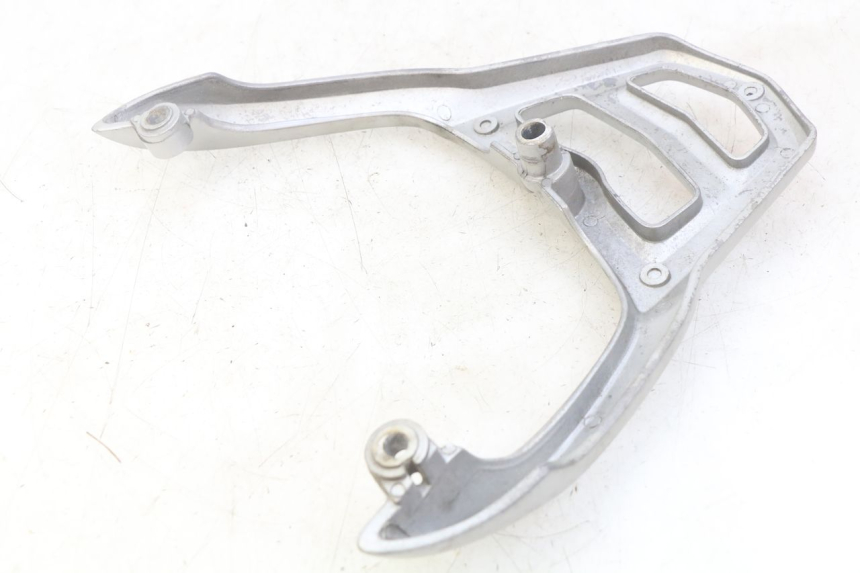 photo de SUPORTE DE BAGAGEM PEUGEOT TWEET 4T 50 (2010 - 2014) - Detalhe da peça