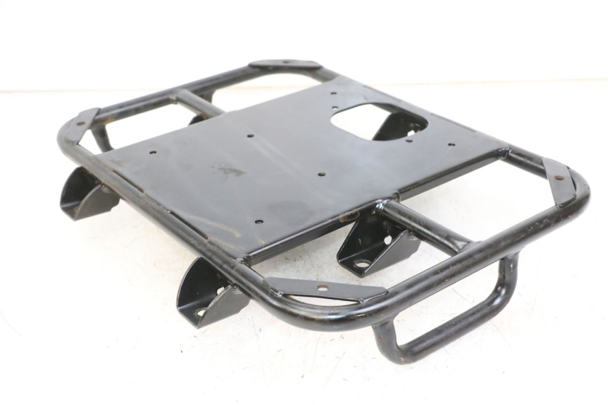 photo de SUPORTE DE BAGAGEM PEUGEOT TWEET PRO CARGO 50 (2018 - 2022) - Pontos de fixação