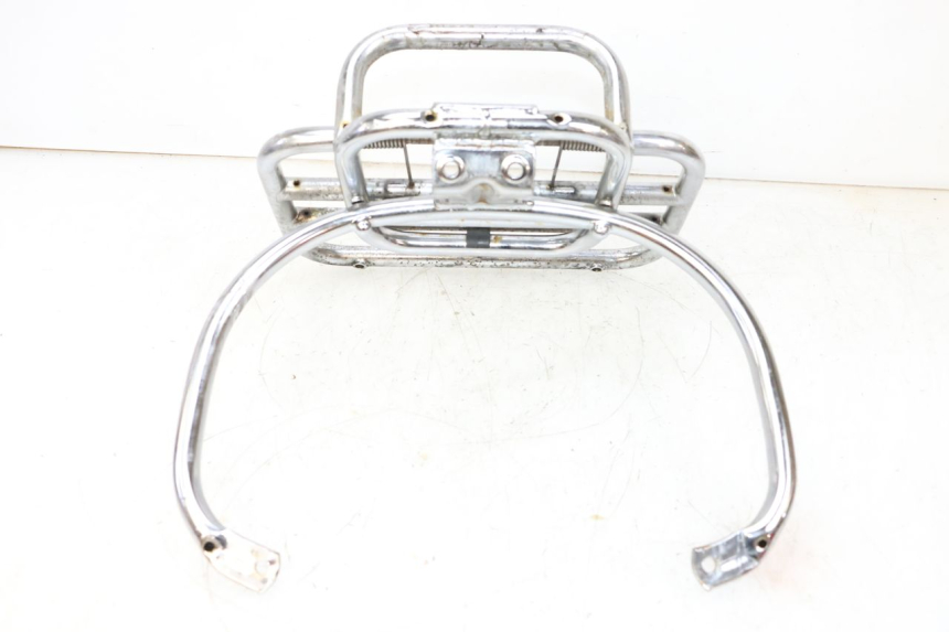 photo de SUPORTE DE BAGAGEM PIAGGIO VESPA GTS SUPER IE 125 (2009 - 2016) - Pontos de fixação