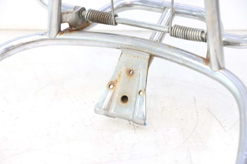photo de SUPORTE DE BAGAGEM PIAGGIO VESPA PRIMAVERA 2T 50 (2013 - 2018) - Pontos de fixação