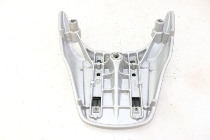 photo de SUPORTE DE BAGAGEM HONDA X8R 50 (1998 - 2003) - Detalhe da peça