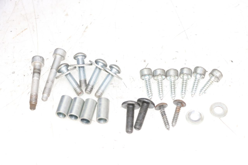 photo de SUPORTE DE BAGAGEM PIAGGIO X9 EVOLUTION 125 (2003 - 2007) - Estrutura - ampliação