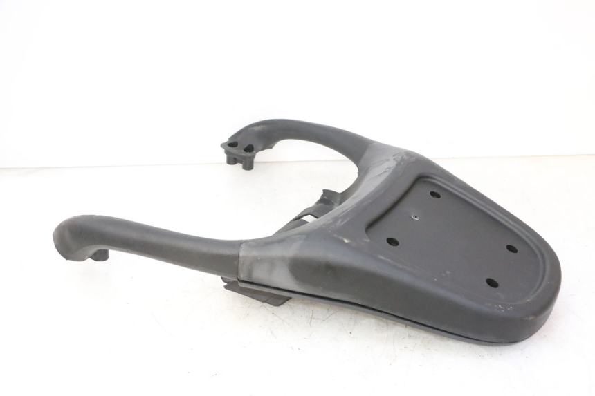 photo de SUPORTE DE BAGAGEM PIAGGIO X9 EVOLUTION 125 (2003 - 2007) - Outro ângulo de visão