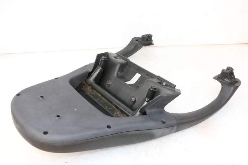 photo de SUPORTE DE BAGAGEM PIAGGIO X9 EVOLUTION 125 (2003 - 2007) - Vista geral