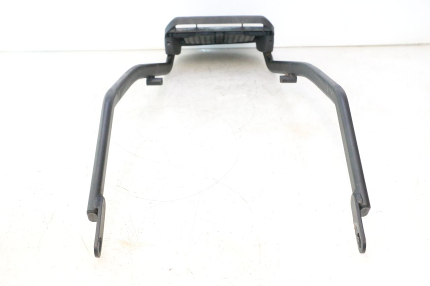 photo de SUPORTE DE BAGAGEM YAMAHA XJR 1300 (1998 - 2002) - Outro ângulo de visão