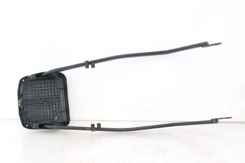 photo de SUPORTE DE BAGAGEM YAMAHA XJR 1300 (1998 - 2002) - Peça verificada
