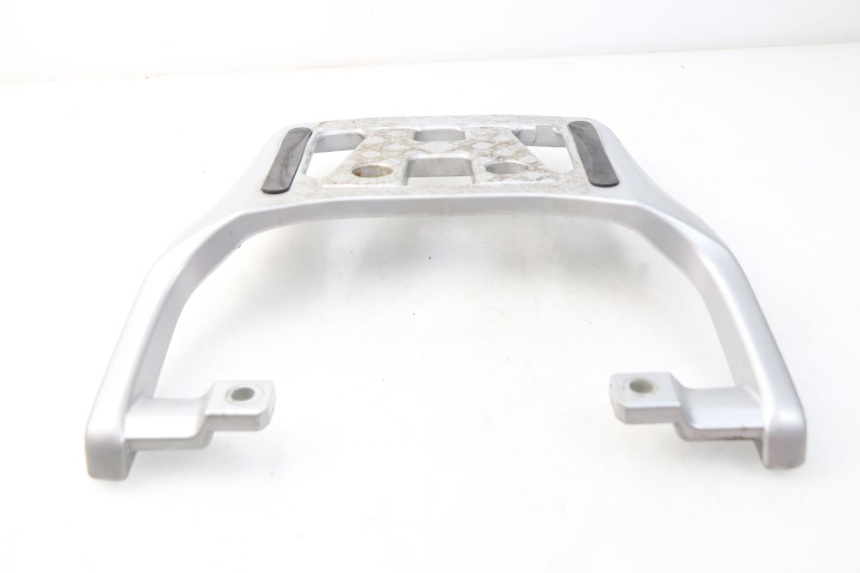 photo de SUPORTE DE BAGAGEM HONDA XLV VARADERO 125 (2000 - 2006) - Outro ângulo de visão
