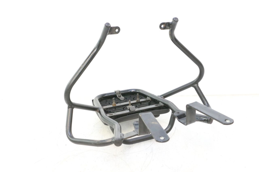 photo de SUPORTE DE BAGAGEM YAMAHA YP MAJESTY 125 (1998 - 2001) - Detalhe da peça