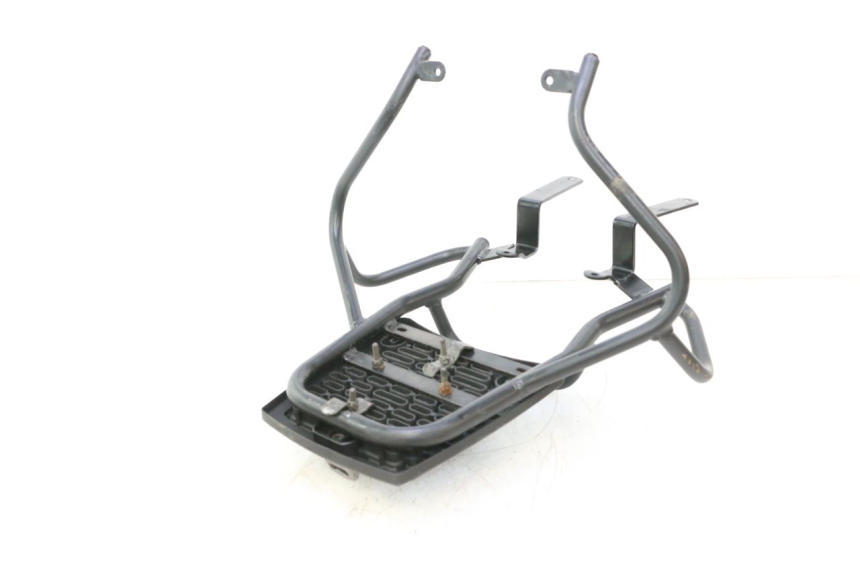 photo de SUPORTE DE BAGAGEM YAMAHA YP MAJESTY 125 (1998 - 2001) - Zoom do estado de desgaste