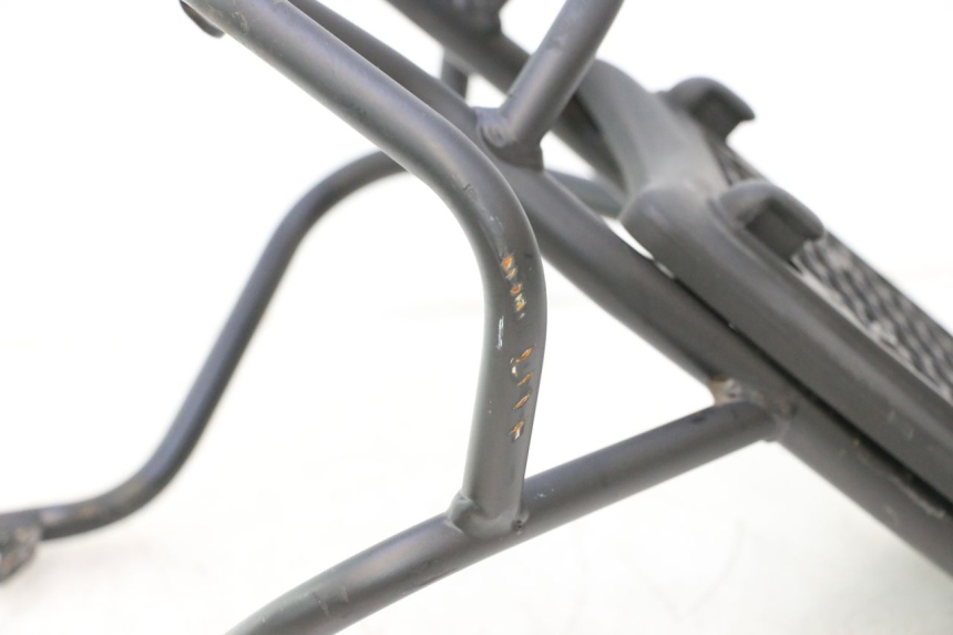photo de SUPORTE DE BAGAGEM YAMAHA YP MAJESTY 125 (1998 - 2001) - Peça verificada