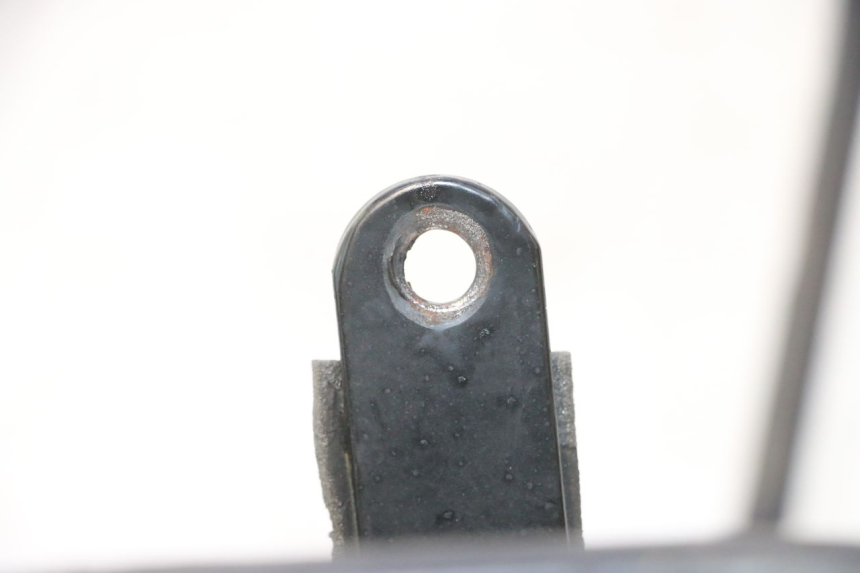 photo de SUPORTE DE BAGAGEM YAMAHA YP MAJESTY 125 (1998 - 2001) - Outro ângulo de visão