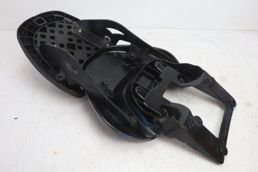 photo de SUPORTE DE BAGAGEM YAMAHA YP MAJESTY 125 (2007 - 2010) - Vista geral