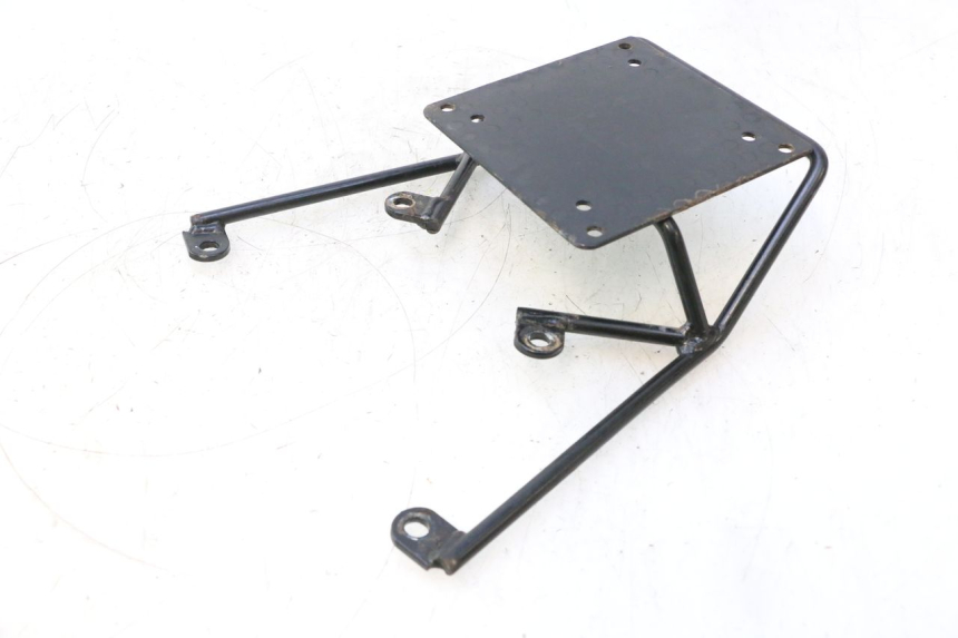photo de SUPORTE DE BAGAGEM YAMAHA YP MAJESTY 125 (2002 - 2006) - Ampliação técnica