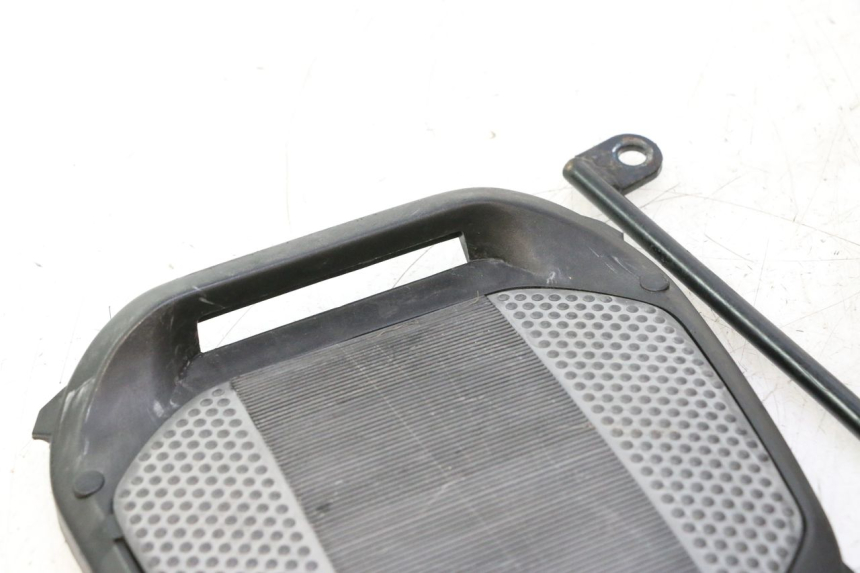 photo de SUPORTE DE BAGAGEM YAMAHA YP MAJESTY 125 (2002 - 2006) - Pontos de fixação