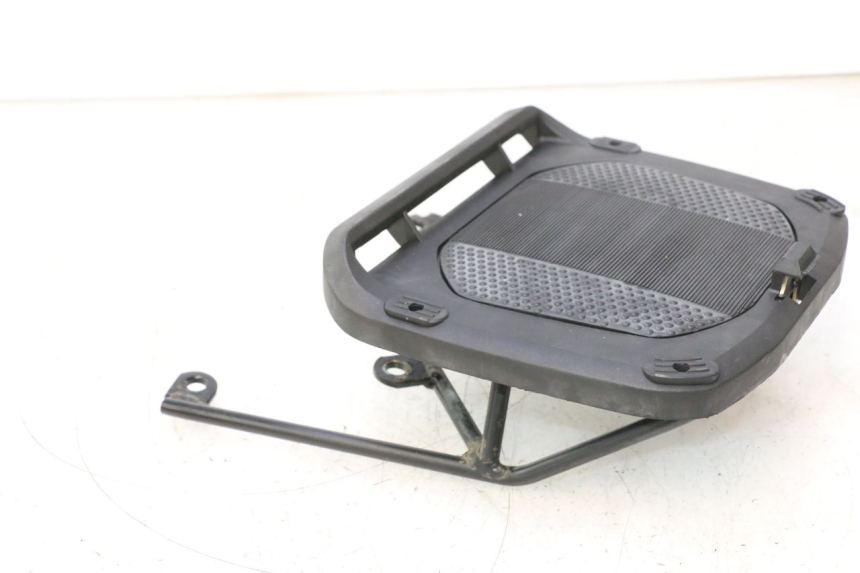 photo de SUPORTE DE BAGAGEM YAMAHA YP MAJESTY 125 (2002 - 2006) - Zoom do estado de desgaste