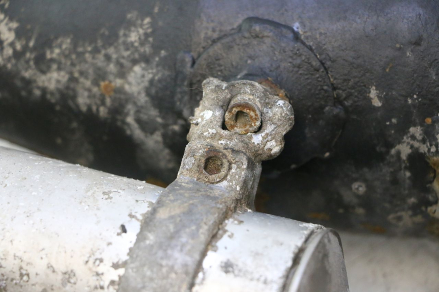 photo de SILENCIADOR MBK BOOSTER SPIRIT 50 (1999 - 2003) - Pontos de fixação