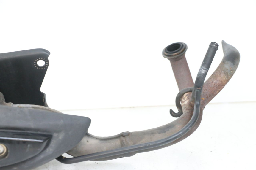 photo de SILENCIADOR PEUGEOT CITYSTAR 50 (2013 - 2017) - Vista de perto