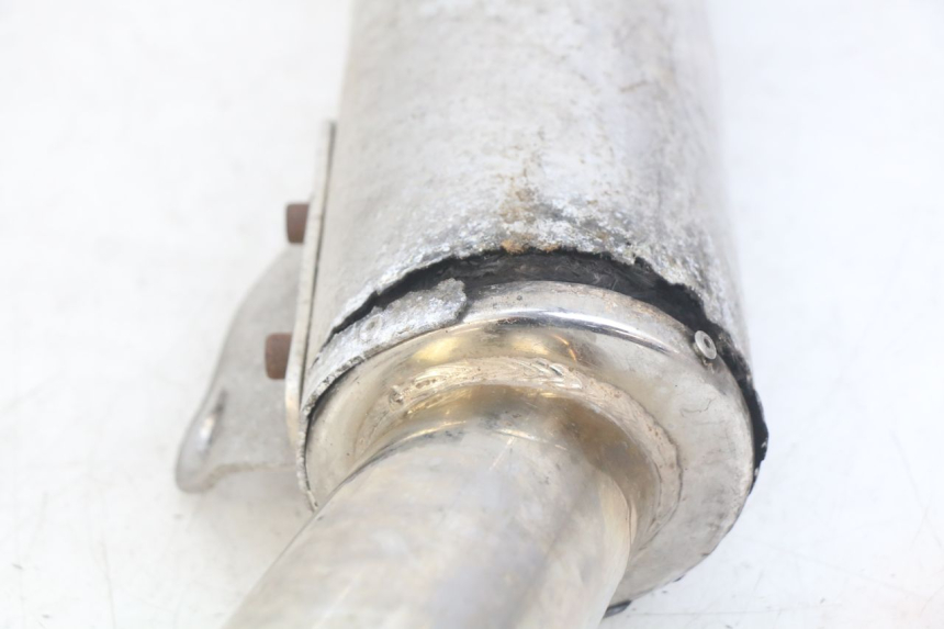 photo de ESCAPE DIREITO HONDA CBR F SC25 1000 (1989 - 1992) - Zoom do estado de desgaste