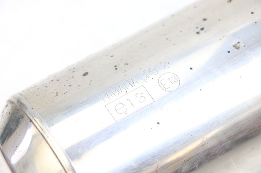 photo de ESCAPE DIREITO YAMAHA FJR ABS 1300 (2006 - 2012) - Detalhes característicos