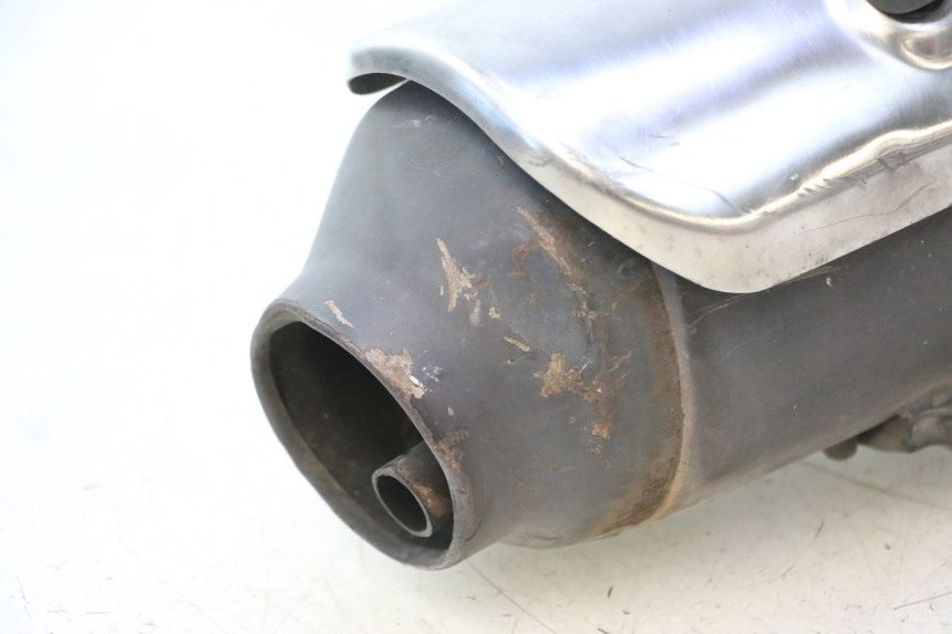 photo de SILENCIADOR DE ESCAPE HONDA FES PANTHEON 125 (2003 - 2007) - Pontos de fixação