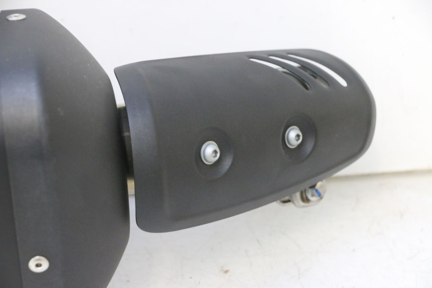 photo de SILENCIADOR YAMAHA FZ8 800 (2010 - 2016) - Outro ângulo de visão
