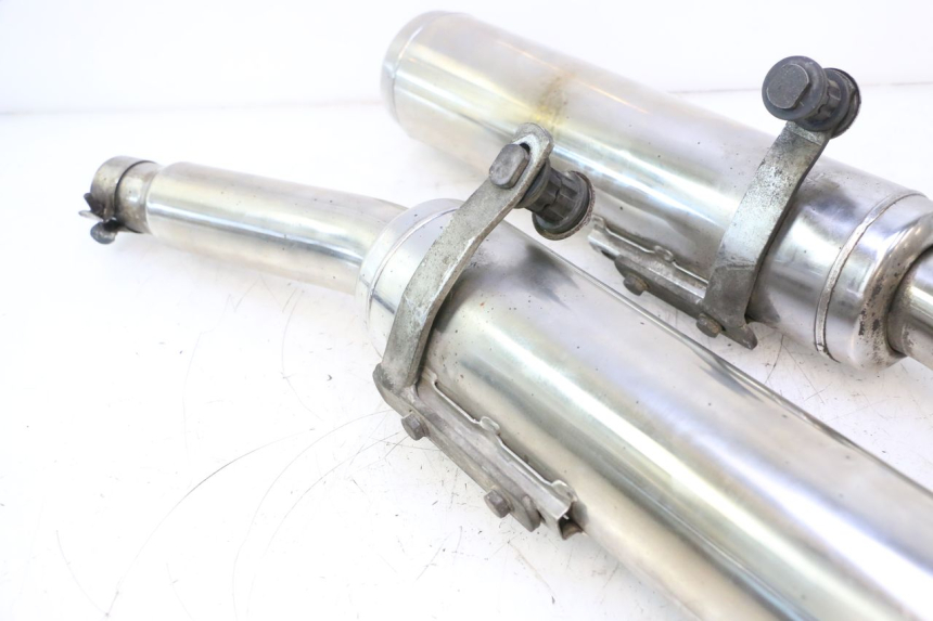 photo de TUBO DE ESCAPE KAWASAKI GPX F ZX750F 750 (1986 - 1990) - Zoom do estado de desgaste