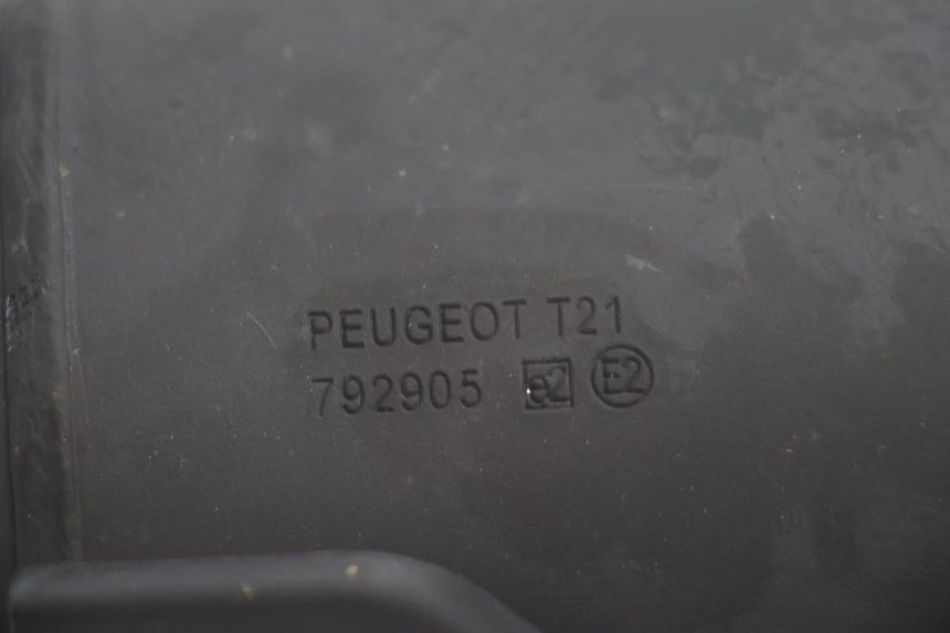 photo de SILENCIADOR DE ESCAPE PEUGEOT KISBEE 2T 50 (2018 - 2022) - Outro ângulo de visão