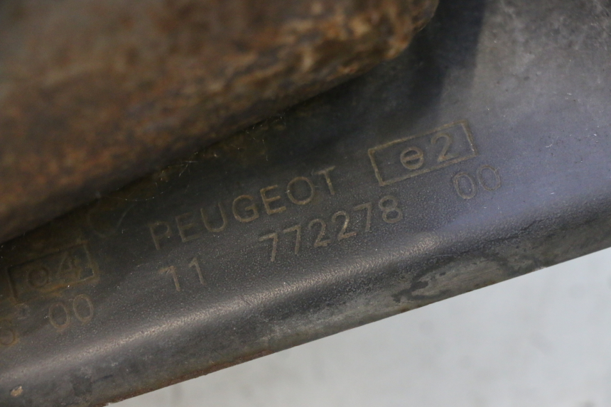 photo de SILENCIADOR PEUGEOT KISBEE 2T 50 (2010 - 2017) - Detalhe da peça