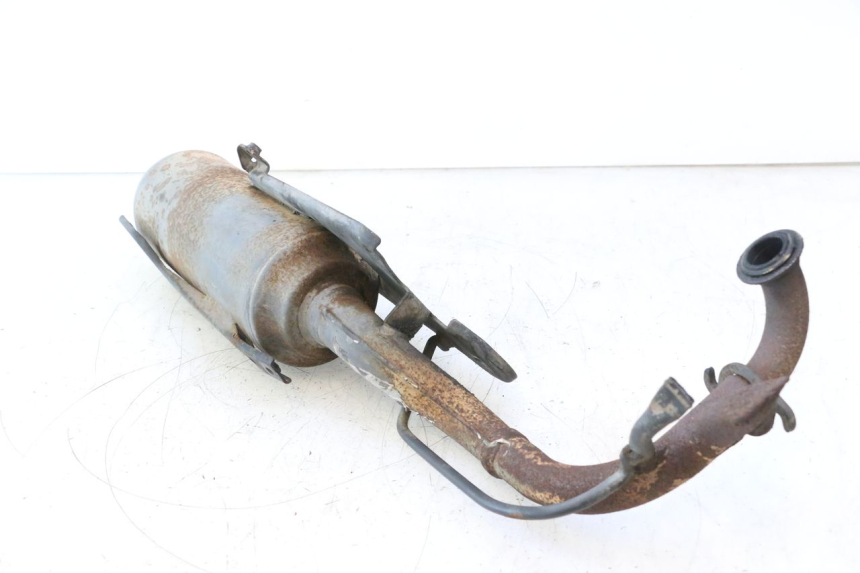 photo de SILENCIADOR PEUGEOT KISBEE 2T 50 (2010 - 2017) - Pontos de fixação