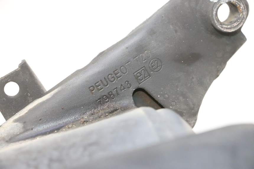 photo de TUBO DE ESCAPE PEUGEOT KISBEE 4T 50 (2023 - 2026) - Zoom do estado de desgaste