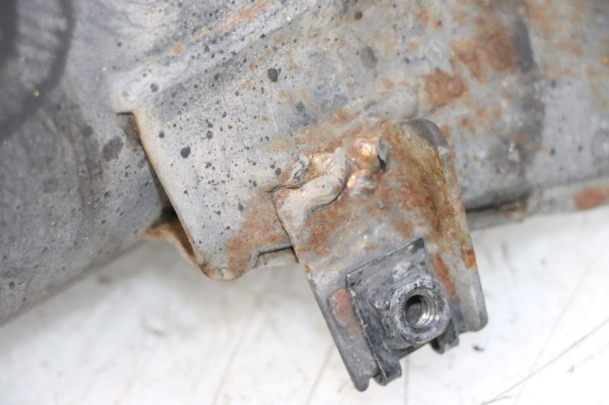 photo de SILENCIADOR DE ESCAPE PEUGEOT KISBEE 4T 50 (2018 - 2022) - Detalhes característicos