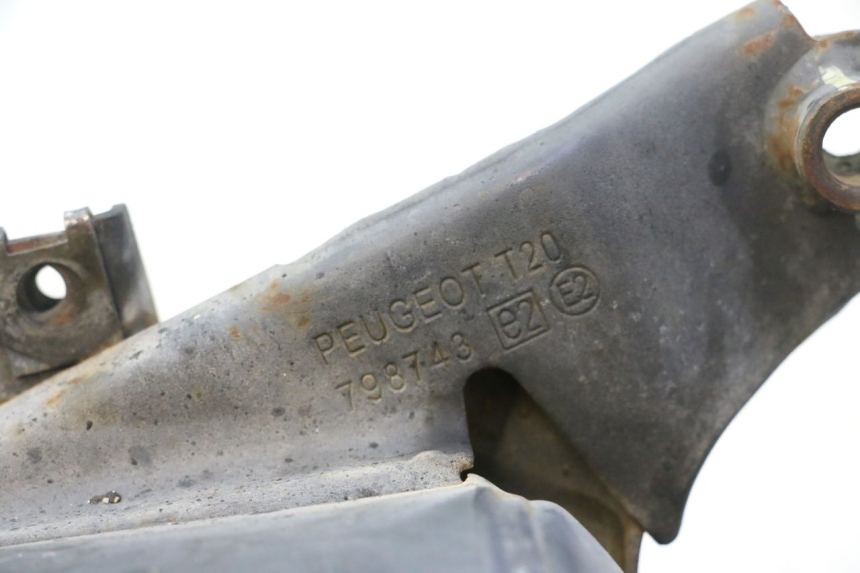 photo de SILENCIADOR DE ESCAPE PEUGEOT KISBEE 4T 50 (2018 - 2022) - Ângulo alternativo