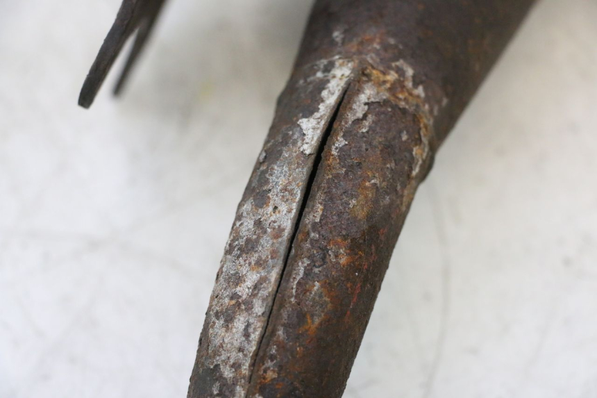 photo de TUBO DE ESCAPE PIAGGIO LIBERTY 50 (1998 - 2003) - Pontos de fixação